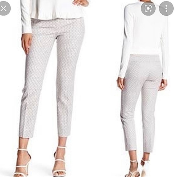 Adrianna Papell Pants - Adrianna Papel Geo print cigarette pant